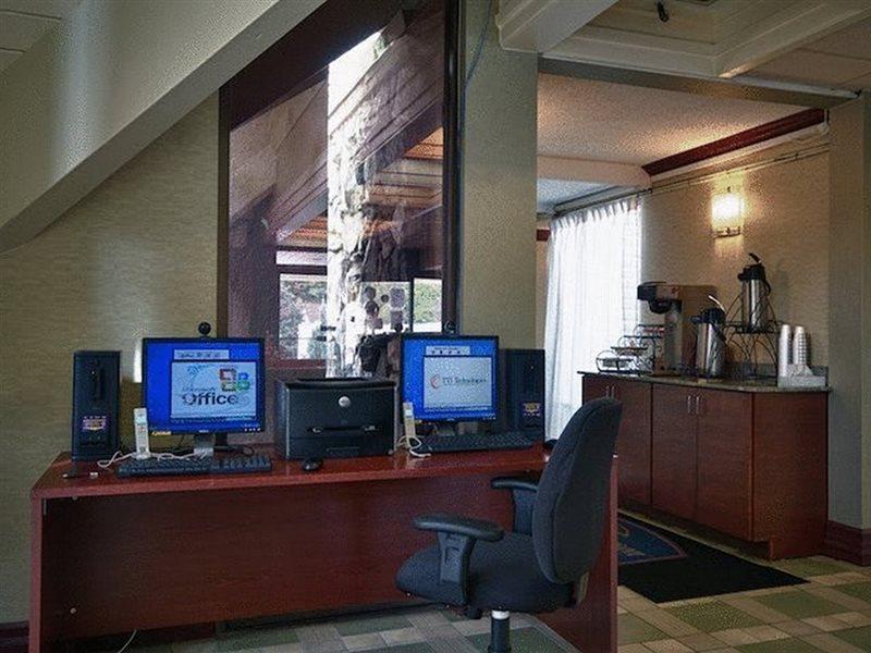 ฮาวเวิร์ด จอห์นสัน บาย วินด์แฮม คลิฟตัน นิวเจอร์ซีย์ Hotel ภายนอก รูปภาพ